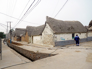 写真3.  古い海草房（中国山東半島）